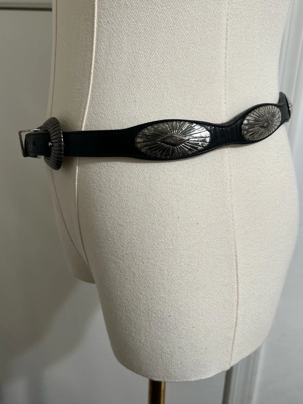 Justin Vintage Leather Concho Belt Size Small